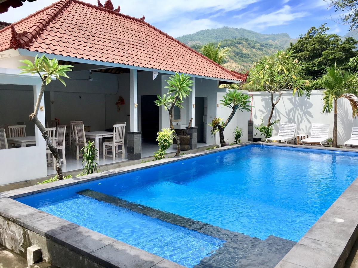 Narayana Homestay Amed Exterior foto