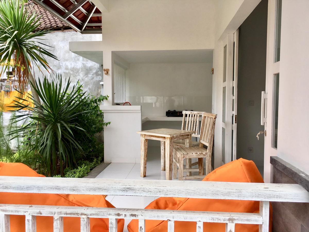 Narayana Homestay Amed Exterior foto